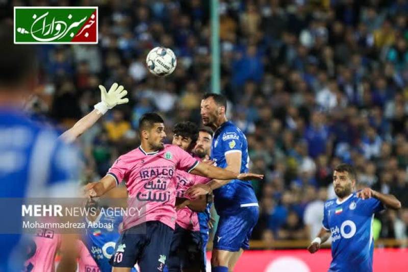 استقلال در هفته چهاردهم یکشنبه سوم دی ماه از ساعت ۱۵ در کرمان میهمان گل گهر سیرجان خواهدبود