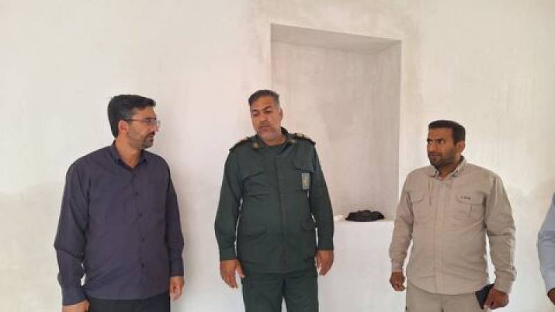 به همت جهادگران بسیجی دانش آموزان نرگسان مدرسه دار می شوند