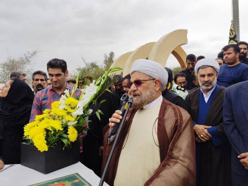 شهدا برای همکارانشان پیام دارند که راه شما راه سعادت، فضیلت و اسلام است