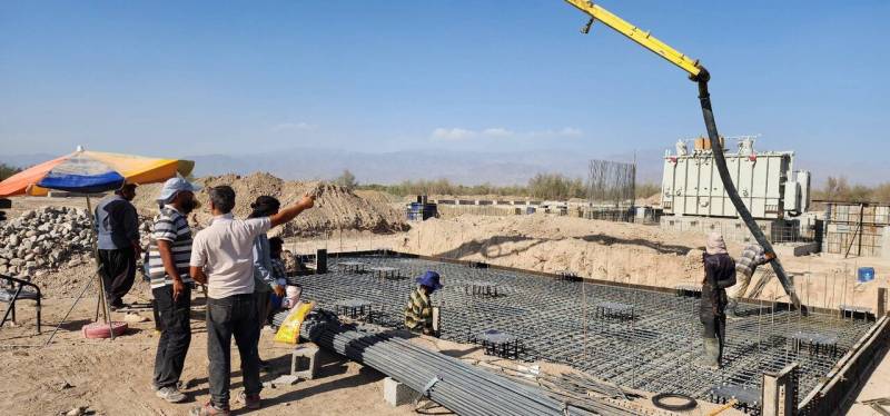 اجرای ۴ طرح پست و خط انتقال برق در جنوب کرمان