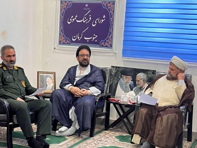 نشست بررسی وضعیت فرهنگی تالار های سطح شهر جیرفت برگزار شد