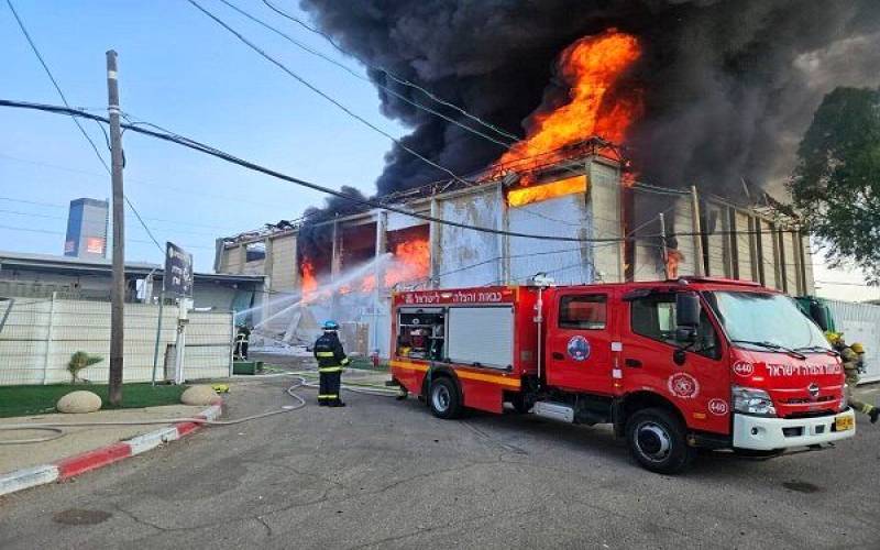 هدف قرار گرفتن منطقه صنعتی در «اشدود» اسرائیل در حمله موشکی ایران