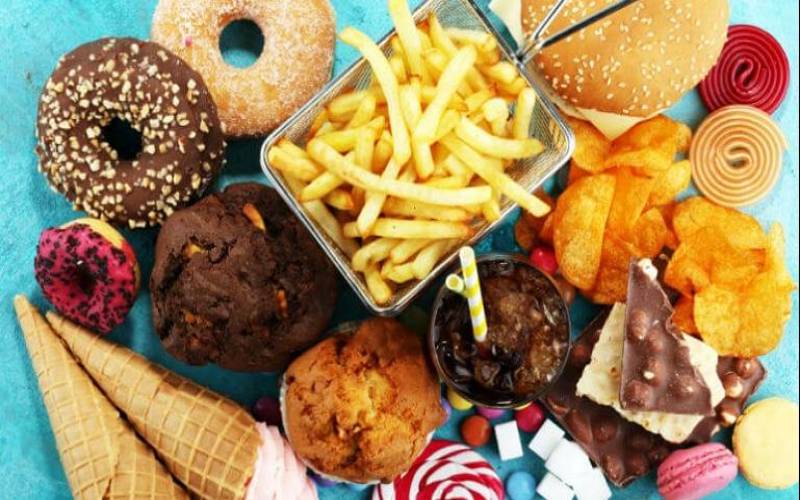 مواد غذایی که باعث پیری زودرس می‌شوند