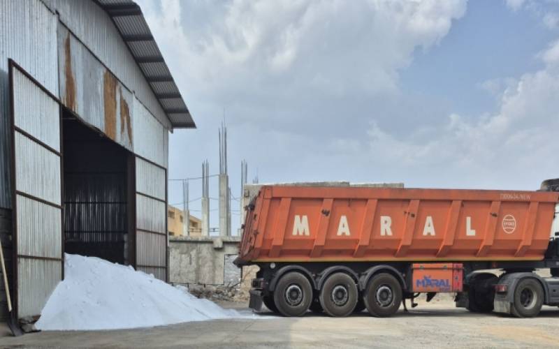 میزان 200 تن کود اوره برای کارگزاران منطقه جنوب کرمان تامین شد