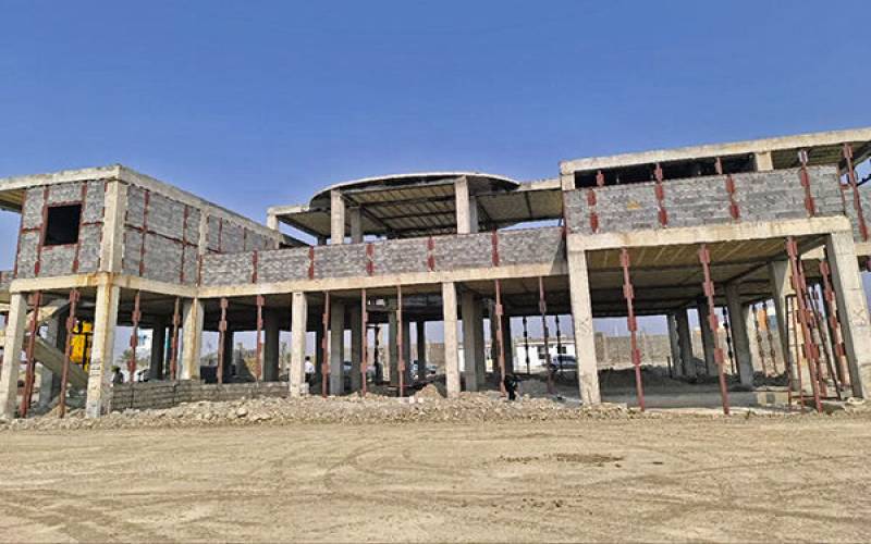پیشرفت ۳۰ درصدی پروژه ساختمان فرهنگ و ارشاد اسلامی جیرفت