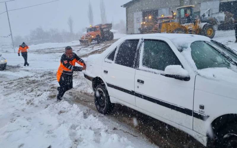 جاده‌های اصلی جنوب کرمان باز و سه محور فرعی مسدود است