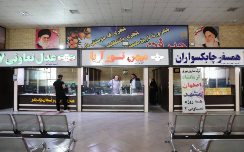 نظارت میدانی بر اعزام زائران مراسم تشییع پیکر رهبر شهید امت از پایانه مسافربری جیرفت